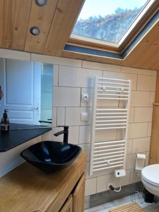 Un Nid De Verdure 2 Ch Apartamento